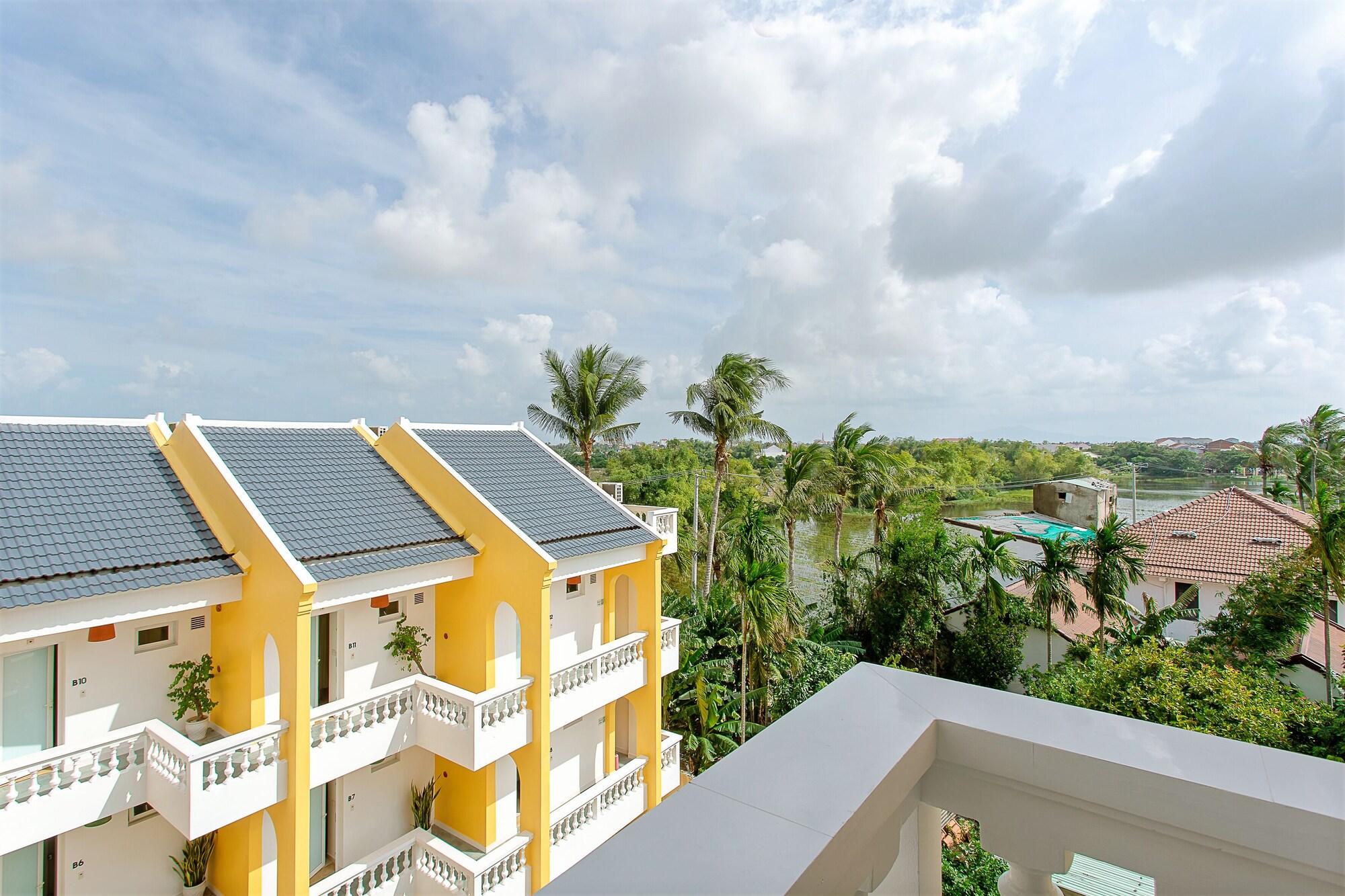 Hoi An Aurora Riverside Hotel&Spa Esterno foto